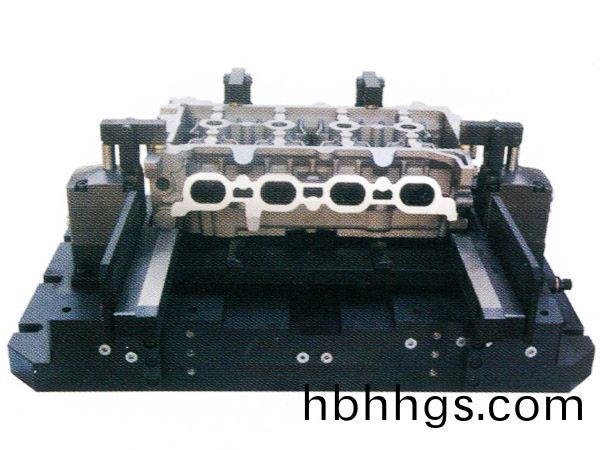 缸(gang)蓋(gai)加工液(ye)壓裌(jia)具